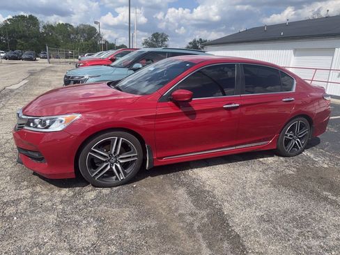 Used 2017 Honda Accord Sport Special Edition image 2
