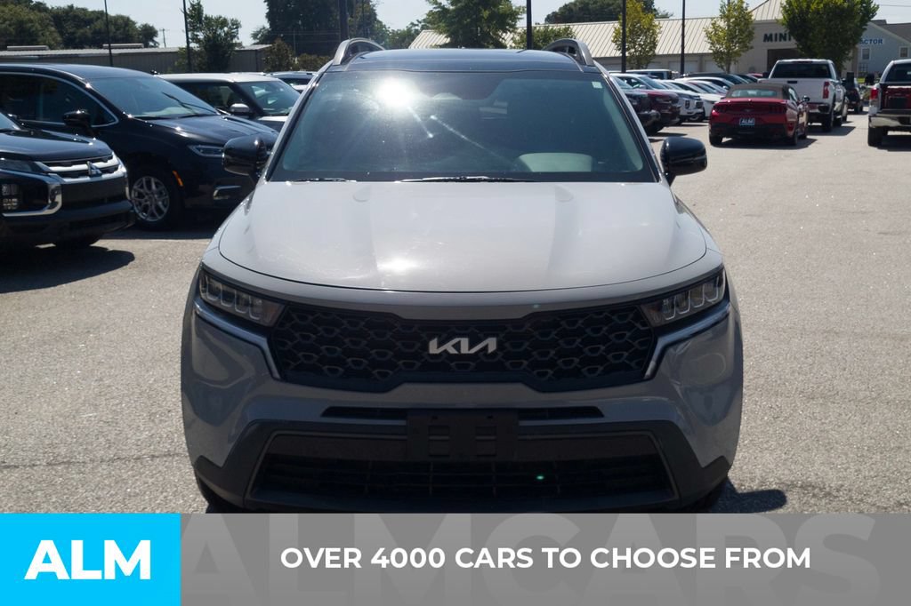 Used 2023 Kia Sorento S w/ Panoramic Sunroof Package AWD/4WD image 2