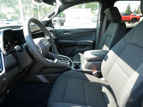 New 2026 GMC Canyon Elevation w/ Convenience Package image 5