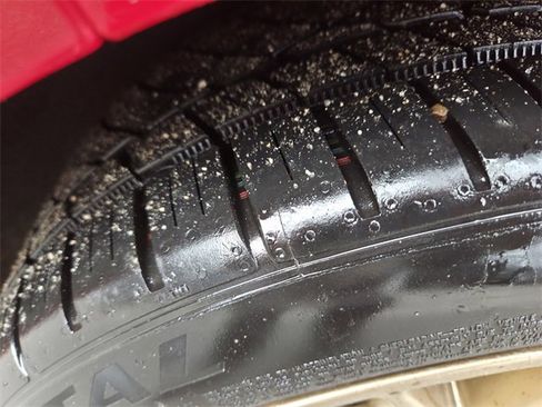 Used 2016 Volkswagen GTI SE w/ Lighting Package (SEL) image 21