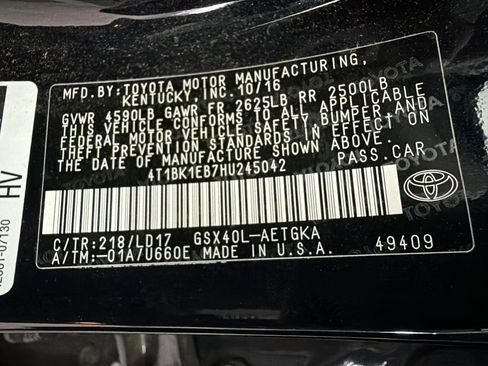 Used 2017 Toyota Avalon XLE FWD image 11