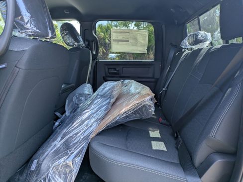 New 2026 RAM 2500 Warlock AWD/4WD image 12