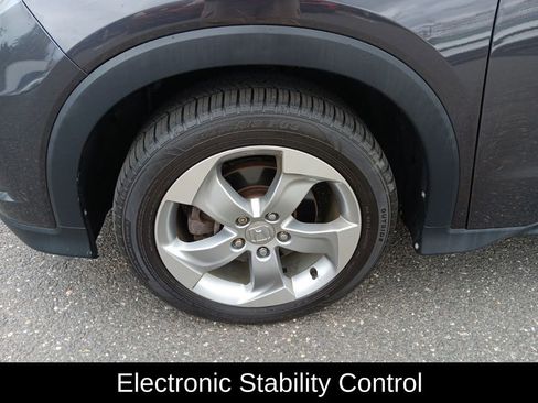 Certified 2017 Honda HR-V LX image 9