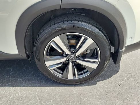 Used 2023 Nissan Rogue SL w/ SL Premium Package AWD/4WD image 9