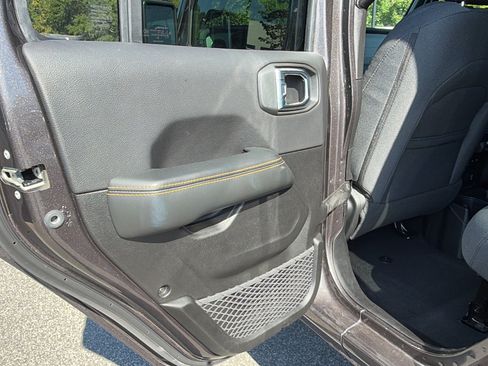 Certified 2026 Jeep Wrangler Unlimited Sahara AWD/4WD image 22