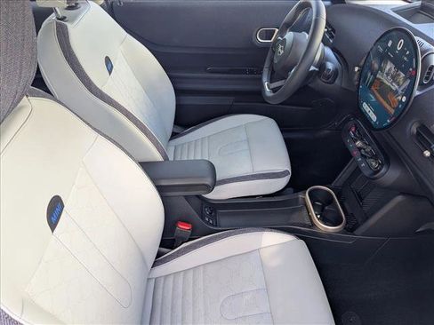 Used 2025 MINI Cooper S image 18