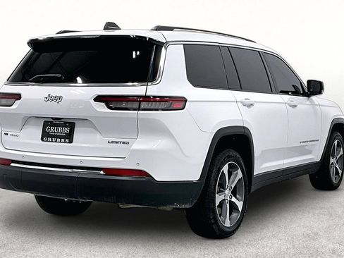 Used 2023 Jeep Grand Cherokee L Limited AWD/4WD image 2