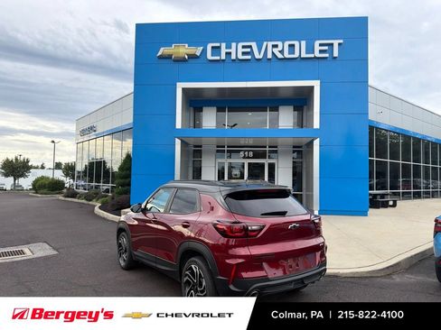 Used 2025 Chevrolet TrailBlazer RS w/ Convenience Package AWD/4WD image 5