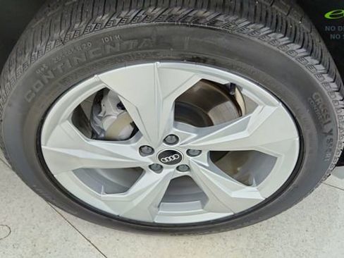 Used 2022 Audi Q5 2.0T Premium Plus w/ Premium Plus Package AWD/4WD image 57