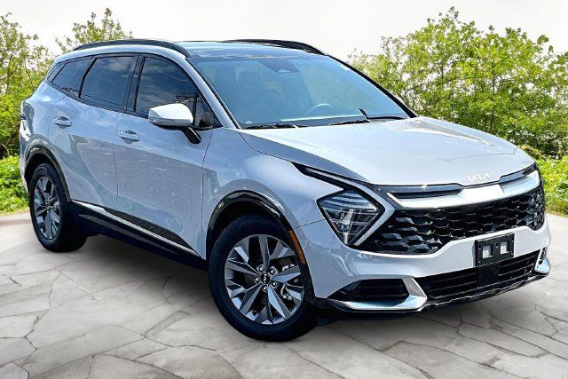 Used 2025 Kia Sportage SX FWD image 10