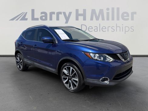 Used 2019 Nissan Rogue Sport SL w/ Premium Package FWD image 7