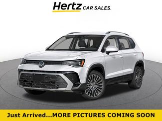 Used 2026 Volkswagen Taos SE AWD/4WD video 1