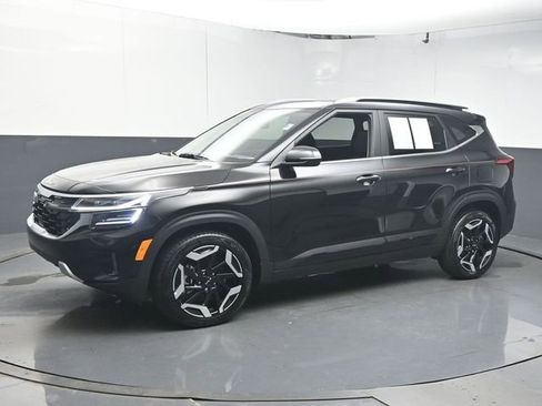 Used 2025 Kia Seltos SX w/ SX Sunroof Package AWD/4WD image 4