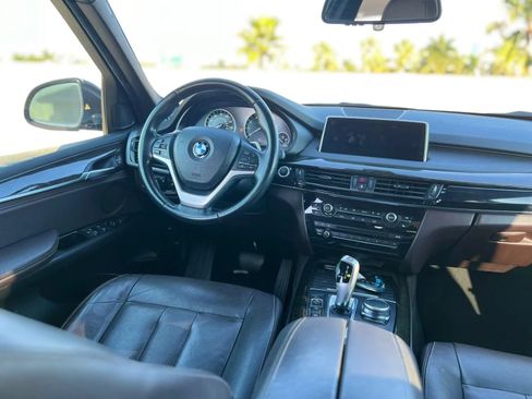 Used 2018 BMW X5 xDrive40e AWD/4WD image 18