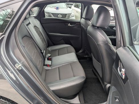 Used 2024 Kia Forte GT-Line w/ GT-Line Premium Package image 18