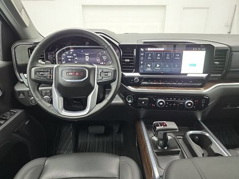 Used 2026 GMC Sierra 1500 Elevation w/ Elevation Premium Package AWD/4WD image 12