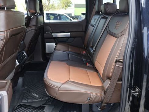 Used 2020 GMC Yukon Denali w/ Denali Premium Package image 12