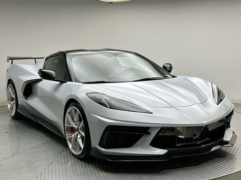 Used 2020 Chevrolet Corvette Stingray Premium Cpe w/ 3LT Preferred Equipment Group RWD image 15