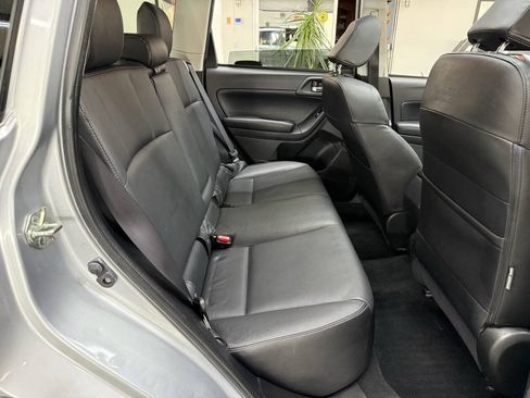 Used 2015 Subaru Forester 2.5i Limited AWD/4WD image 15