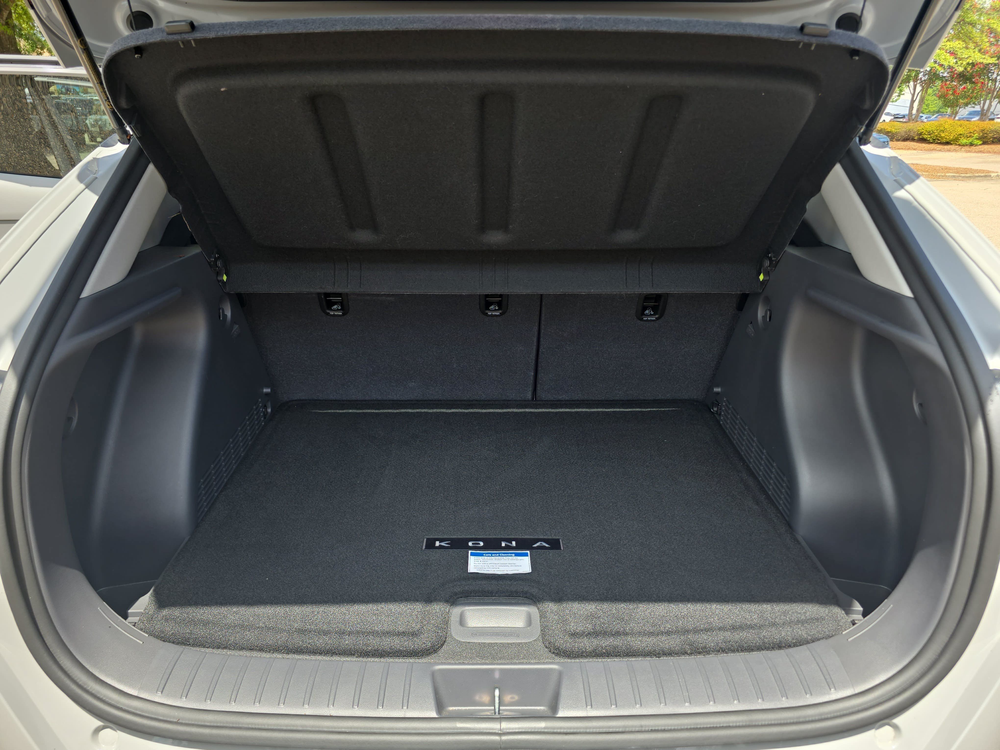 Used 2025 Hyundai Kona SEL FWD image 12
