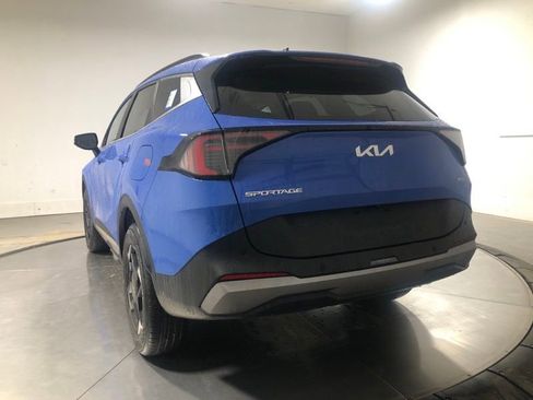 New 2026 Kia Sportage EX w/ EX Panorama Roof Package AWD/4WD image 5