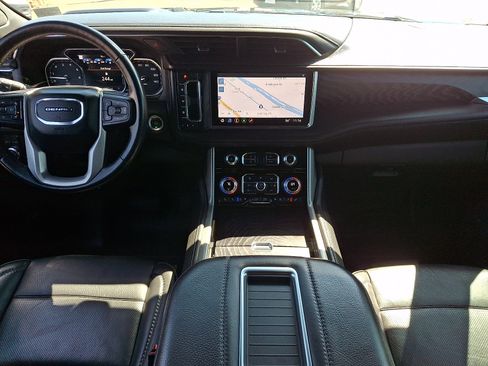 Used 2021 GMC Yukon Denali image 15