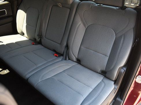 Used 2023 RAM 1500 Big Horn AWD/4WD image 22