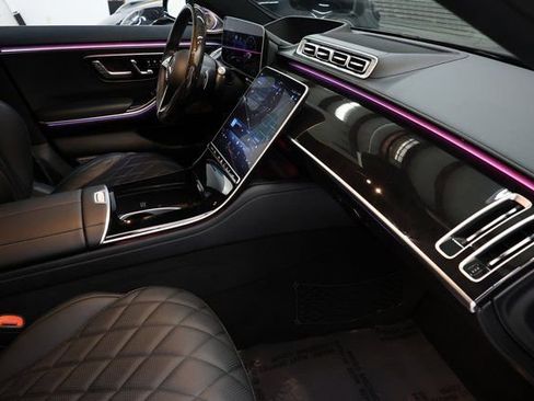 Used 2024 Mercedes-Benz S 580 S 580 4MATIC image 86