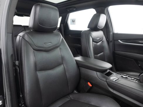 Used 2021 Cadillac XT5 Premium Luxury AWD/4WD image 26