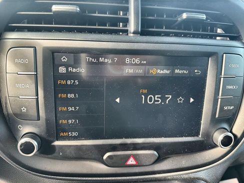 Used 2025 Kia Soul LX w/ LX Technology Package FWD image 18