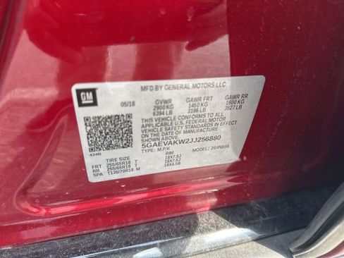 Used 2018 Buick Enclave Essence AWD/4WD image 14