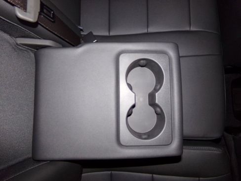 New 2025 Chevrolet Colorado LT w/ LT Convenience Package image 11