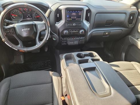 Used 2023 Chevrolet Silverado 1500 Custom Trail Boss AWD/4WD image 15