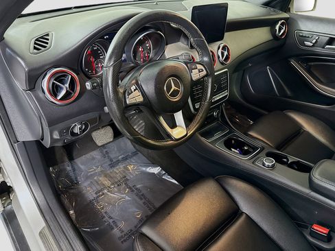 Used 2018 Mercedes-Benz GLA 250 GLA 250 image 22