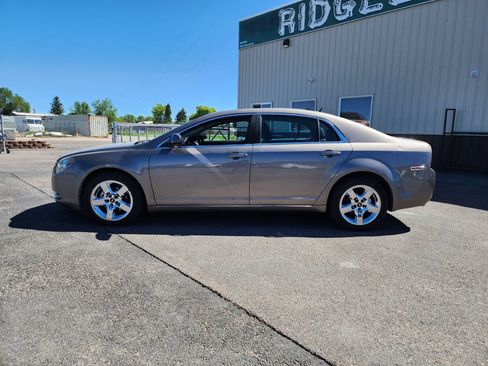 Used 2010 Chevrolet Malibu LT w/ Power Convenience Package FWD image 2