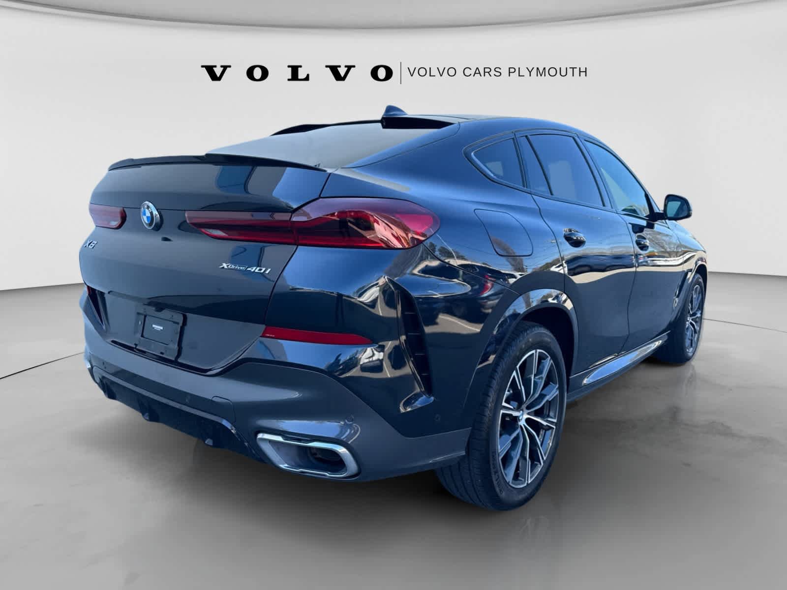 Used 2022 BMW X6 xDrive40i w/ M Sport Package AWD/4WD image 11