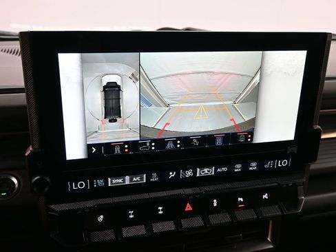 Used 2024 GMC Hummer EV 3X w/ Extreme Off-Road Package AWD/4WD image 18