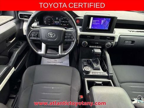 Certified 2024 Toyota Tacoma TRD Off-Road AWD/4WD image 14