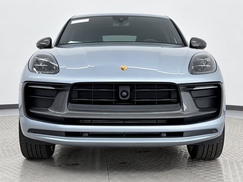 Used 2025 Porsche Macan AWD/4WD image 6