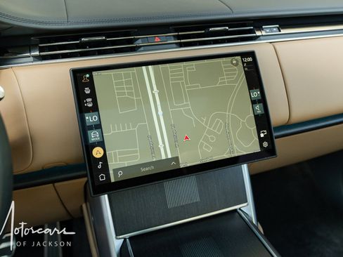 Used 2025 Land Rover Range Rover Autobiography AWD/4WD image 30