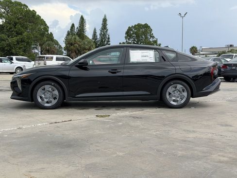 New 2026 Kia K4 FWD image 8