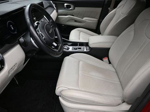 Used 2023 Kia Sorento SX Prestige image 14