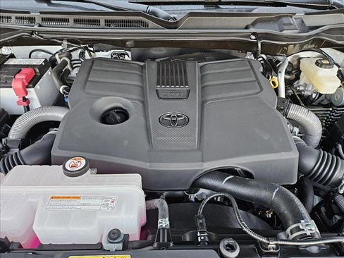 New 2025 Toyota Tundra SR5 image 15