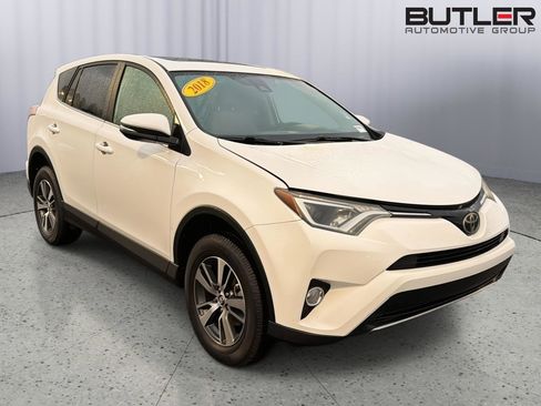 Used 2018 Toyota RAV4 XLE FWD image 8