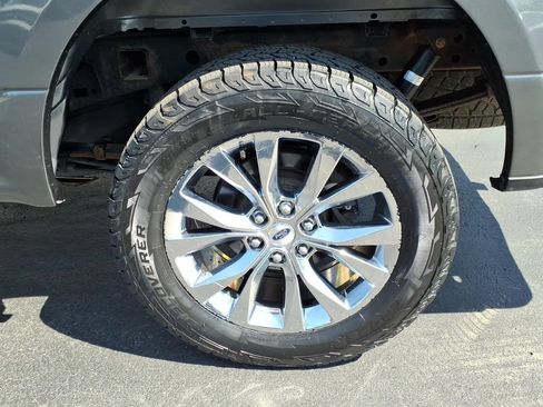 Used 2016 Ford F150 XLT w/ Equipment Group 302A Luxury AWD/4WD image 7