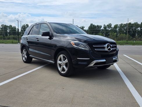 Used 2016 Mercedes-Benz GLE 350 4MATIC image 2
