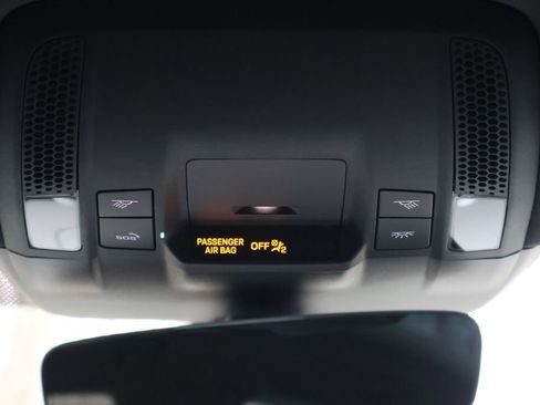 Used 2022 Porsche Taycan image 37