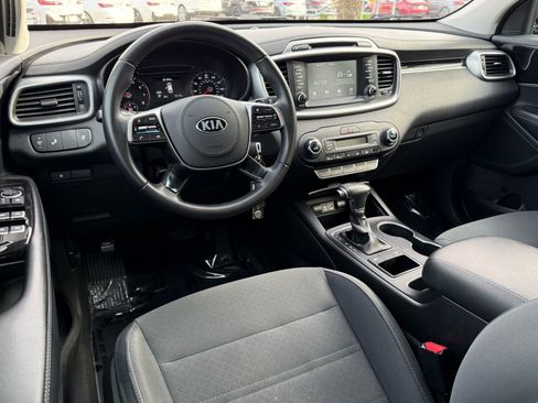Used 2019 Kia Sorento LX w/ Option Group 020 image 31
