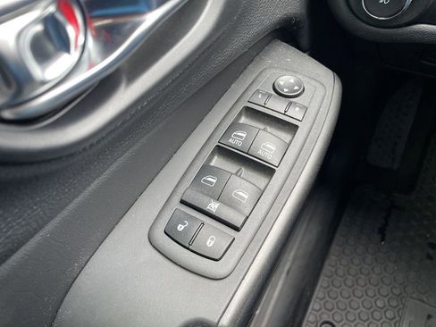 Used 2022 Jeep Cherokee Trailhawk w/ Sun, Sound & Nav Group image 25