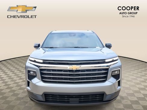 New 2026 Chevrolet Traverse LT w/ Driver Confidence Package image 9